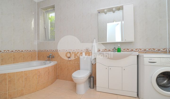 Дом, Центр, НУКАРИЛОР