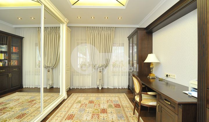 Casă, Centru, PUȘKIN