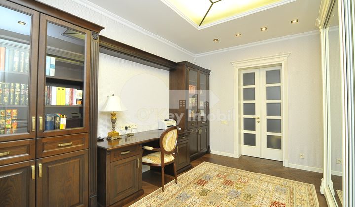 Casă, Centru, PUȘKIN