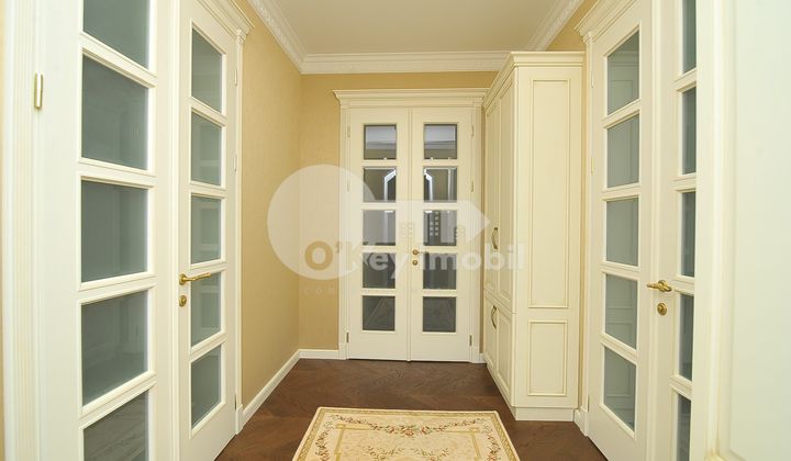 Casă, Centru, PUȘKIN