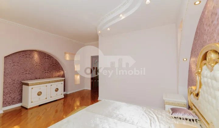 Квартира, Центр, A. ПУШКИНА