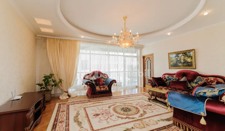 Квартира, Центр, A. ПУШКИНА