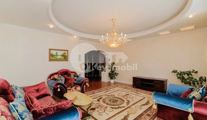 Квартира, Центр, A. ПУШКИНА