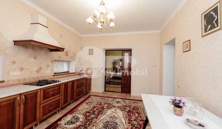 Дом, Центр, ДЫМБУЛУЙ