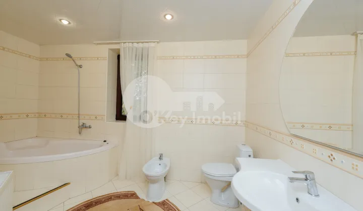 Дом, Центр, ДЫМБУЛУЙ