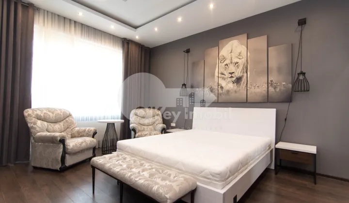 Apartament, Centru, PETRU RAREȘ