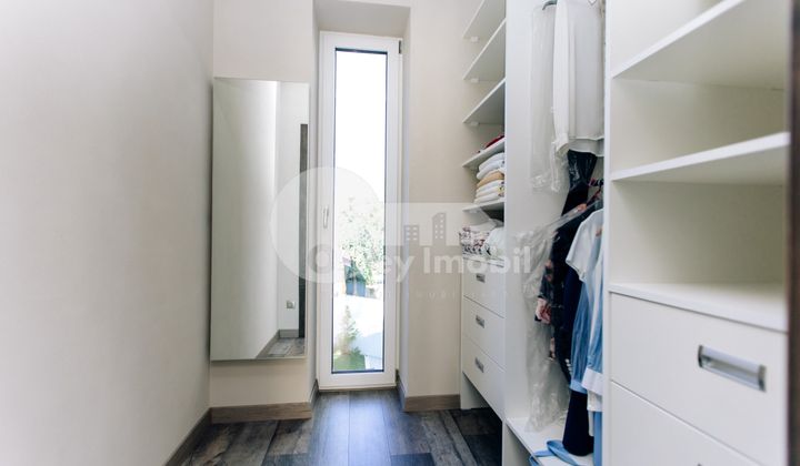 Townhouse, Centru, ANTON CRIHAN