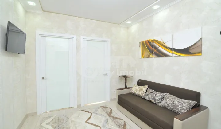 Apartament, Centru, MELESTIU