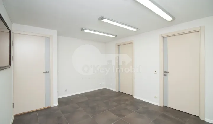 Комм. помещение, Центр, КОЛУМНА