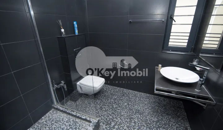 Комм. помещение, Центр, КОЛУМНА