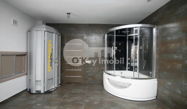 Комм. помещение, Центр, КОЛУМНА