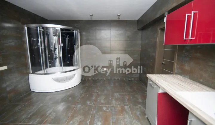 Комм. помещение, Центр, КОЛУМНА