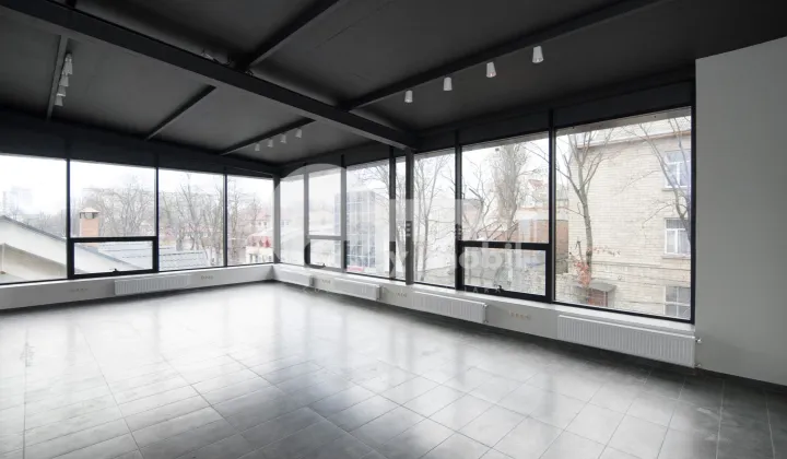 Комм. помещение, Центр, КОЛУМНА