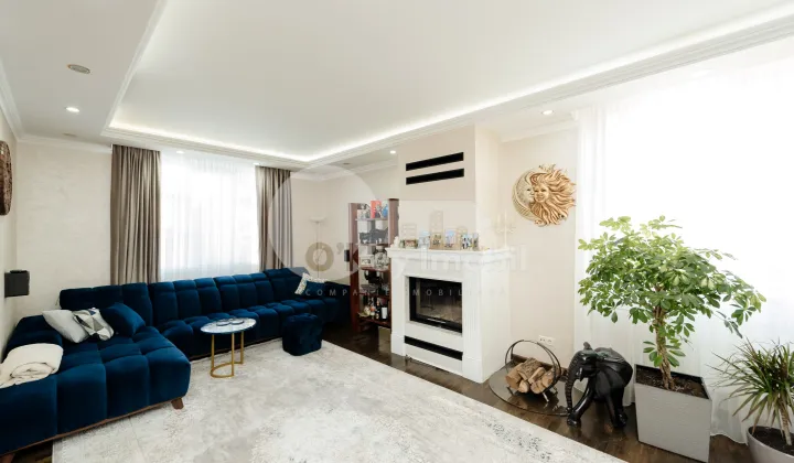 Дом, Буюканы, ИОН ЛУКА КАРАДЖАЛЕ