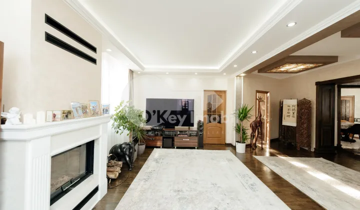 Дом, Буюканы, ИОН ЛУКА КАРАДЖАЛЕ