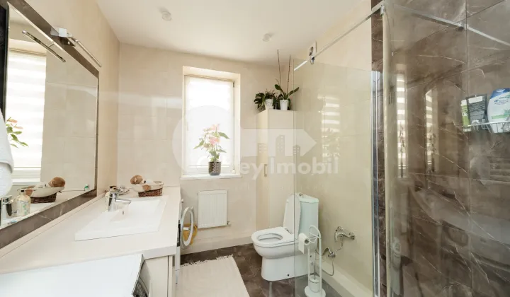 Дом, Буюканы, ИОН ЛУКА КАРАДЖАЛЕ