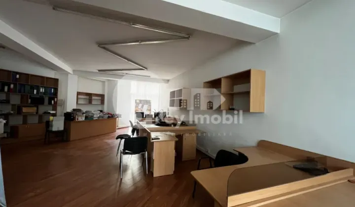 Oficiu, Centru, MIHAI EMINESCU