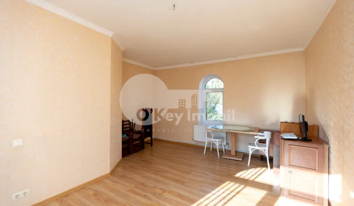 Ком. помещение, Старая Почта, КУКОРИЛОР