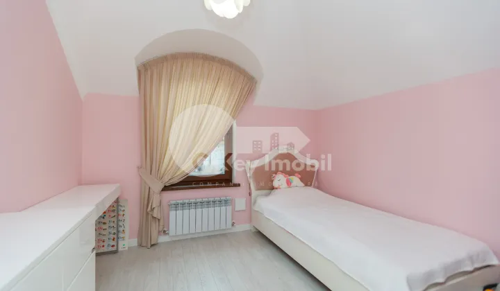 Дом, СТАВЧЕНЫ