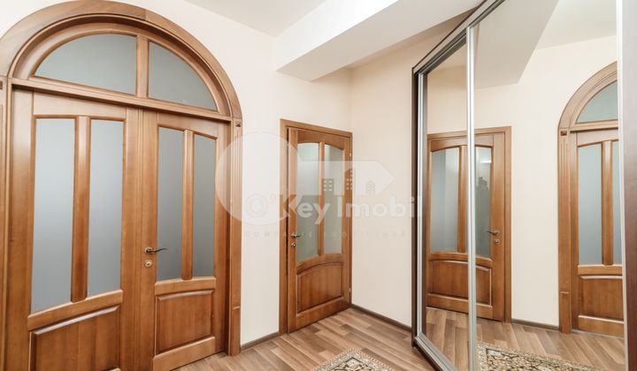 Квартира, Центр, СФАТУЛ ЦЭРИЙ