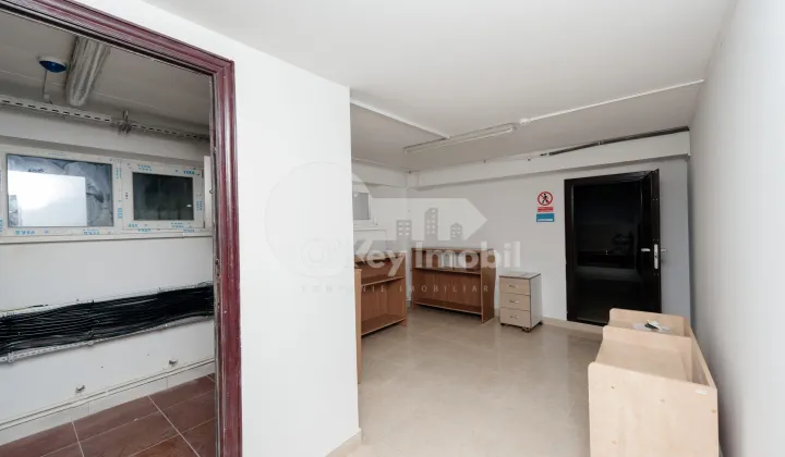 Комм. помещение, Центр, МИХАЙ ЕМИНЕСКУ