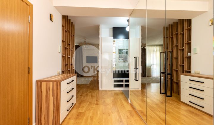 Apartament, Centru, CONSTANTIN VÂRNAV