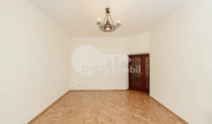 Дом, Телецентр, ВАЛЕРИУ КУПЧА