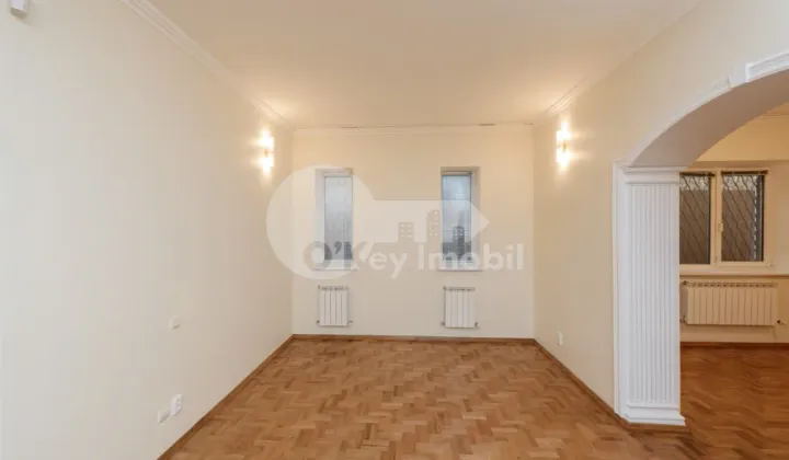 Дом, Телецентр, ВАЛЕРИУ КУПЧА