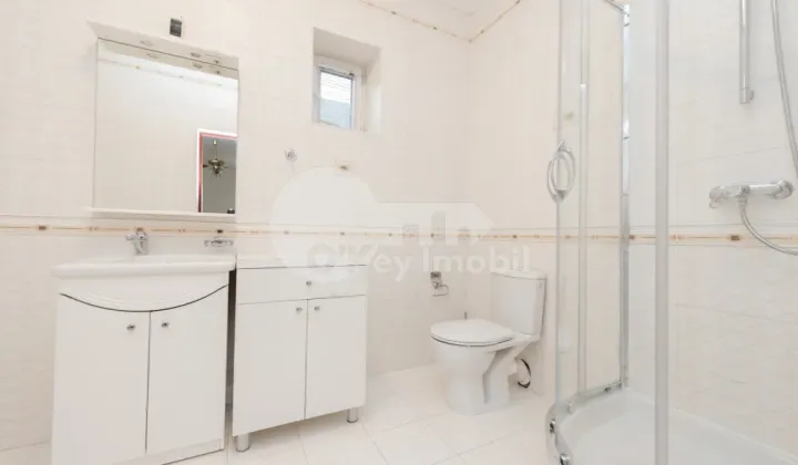 Дом, Телецентр, ВАЛЕРИУ КУПЧА