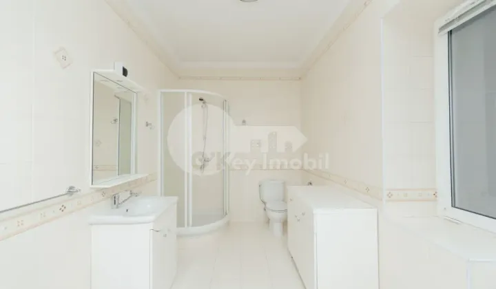 Дом, Телецентр, ВАЛЕРИУ КУПЧА