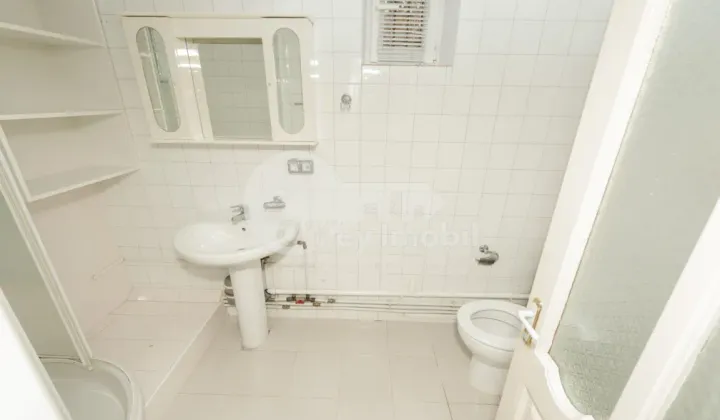 Дом, Телецентр, ВАЛЕРИУ КУПЧА