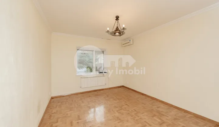 Комм. помещение, Телецентр, ВАЛЕРИУ КУПЧА