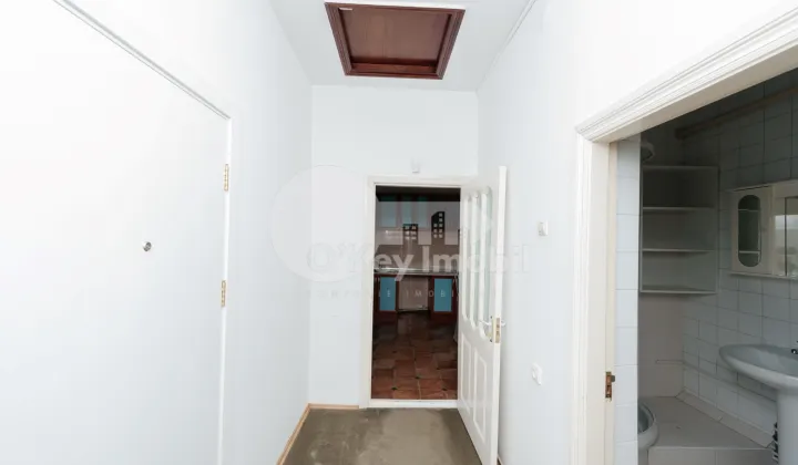 Комм. помещение, Телецентр, ВАЛЕРИУ КУПЧА