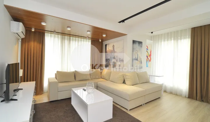 Apartament, Centru, MELESTIU