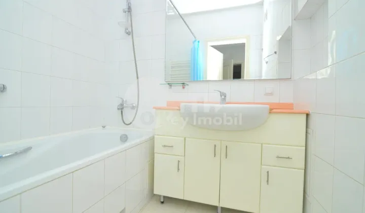 Apartament, Centru, PETRU MOVILĂ