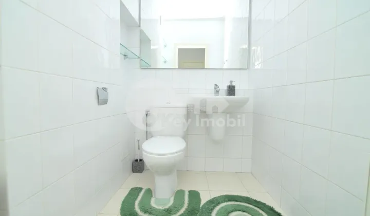 Apartament, Centru, PETRU MOVILĂ