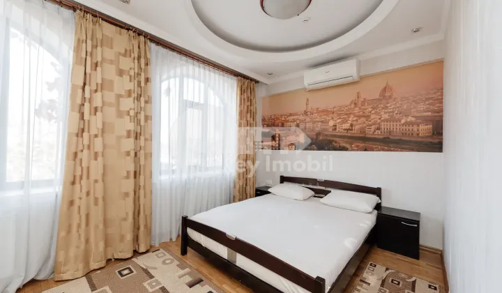 Spațiu comercial, Centru, VALERIU CUPCEA