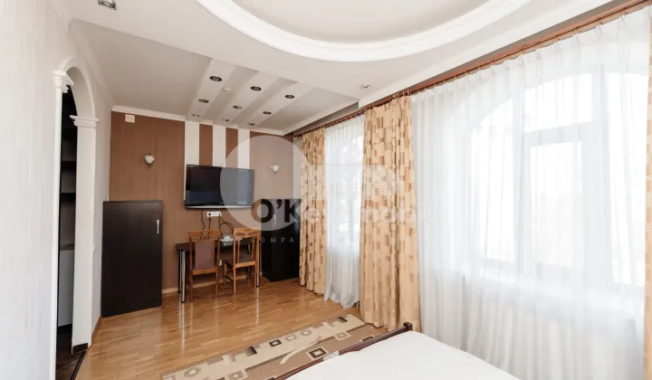 Spațiu comercial, Centru, VALERIU CUPCEA