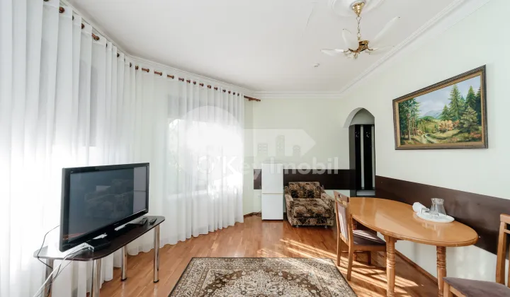 Spațiu comercial, Centru, VALERIU CUPCEA