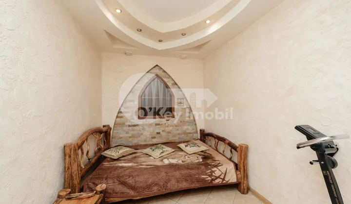 Spațiu comercial, Centru, VALERIU CUPCEA