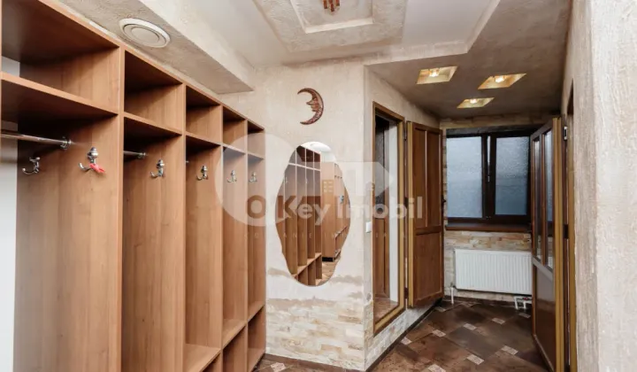 Комм. помещение, Центр, ВАЛЕРИУ КУПЧА