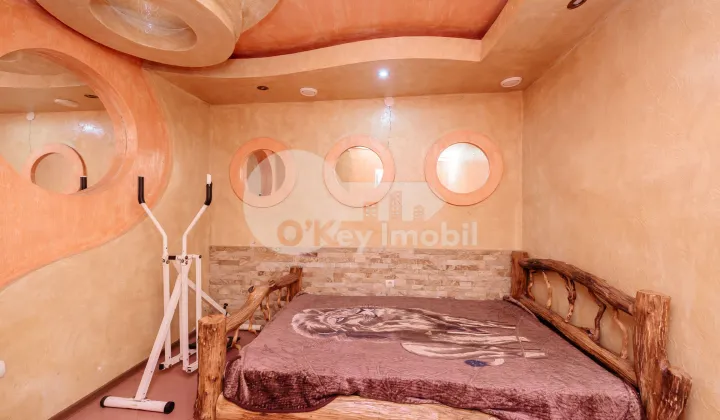 Spațiu comercial, Centru, VALERIU CUPCEA