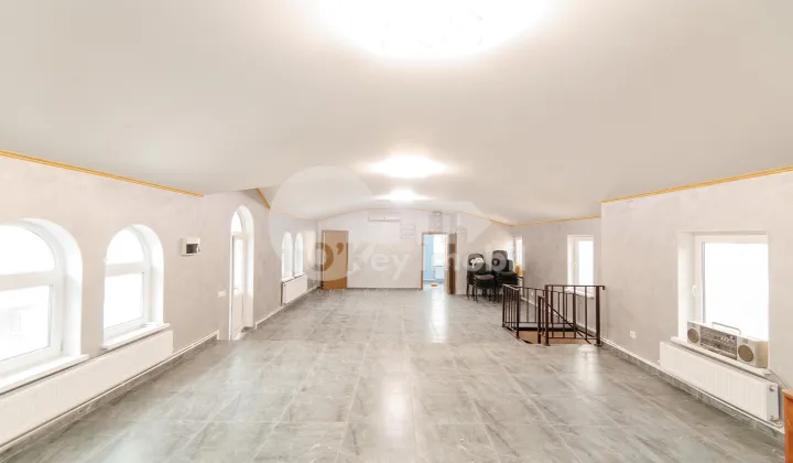 Офис, Центр, ПЕТРУ МОВИЛЭ