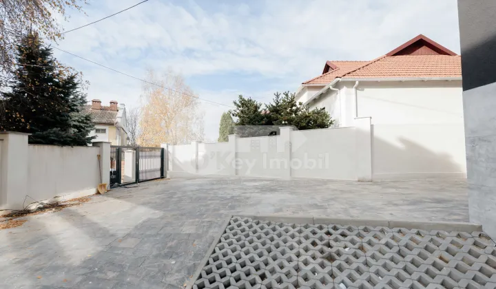 Дом, Кодру, ПЛАЮЛУЙ