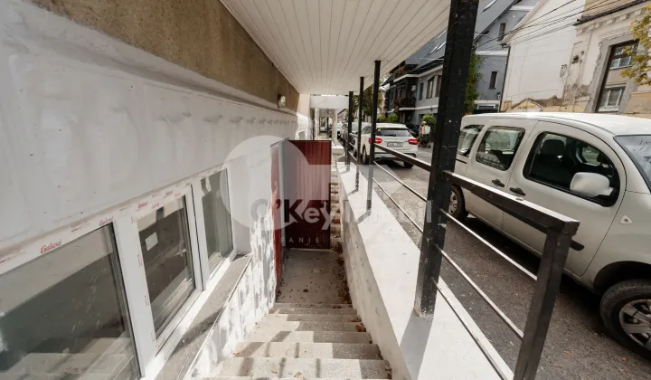 Офис, Центр, АЛЕКСАНДРУ ХЫЖДЕУ