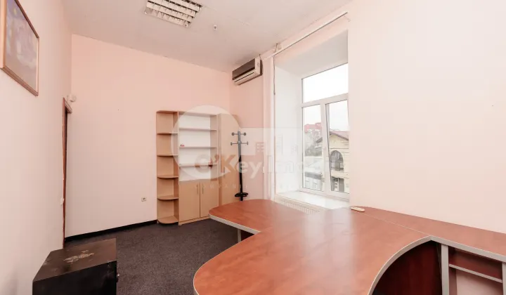 Офис, Центр, КОЛУМНА