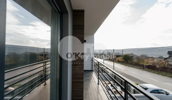 Townhouse, GRĂTIEȘTI