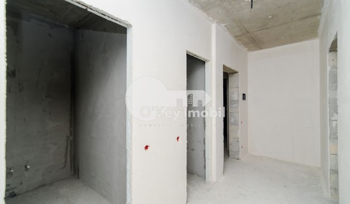 Apartament, STRĂȘENI