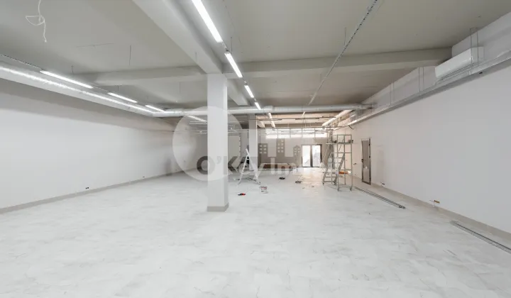 Комм. помещение, Центр, КОЛУМНА