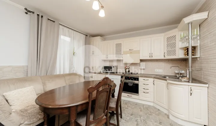 Дом, Буюканы, ЗЭВОЮУЛУЙ